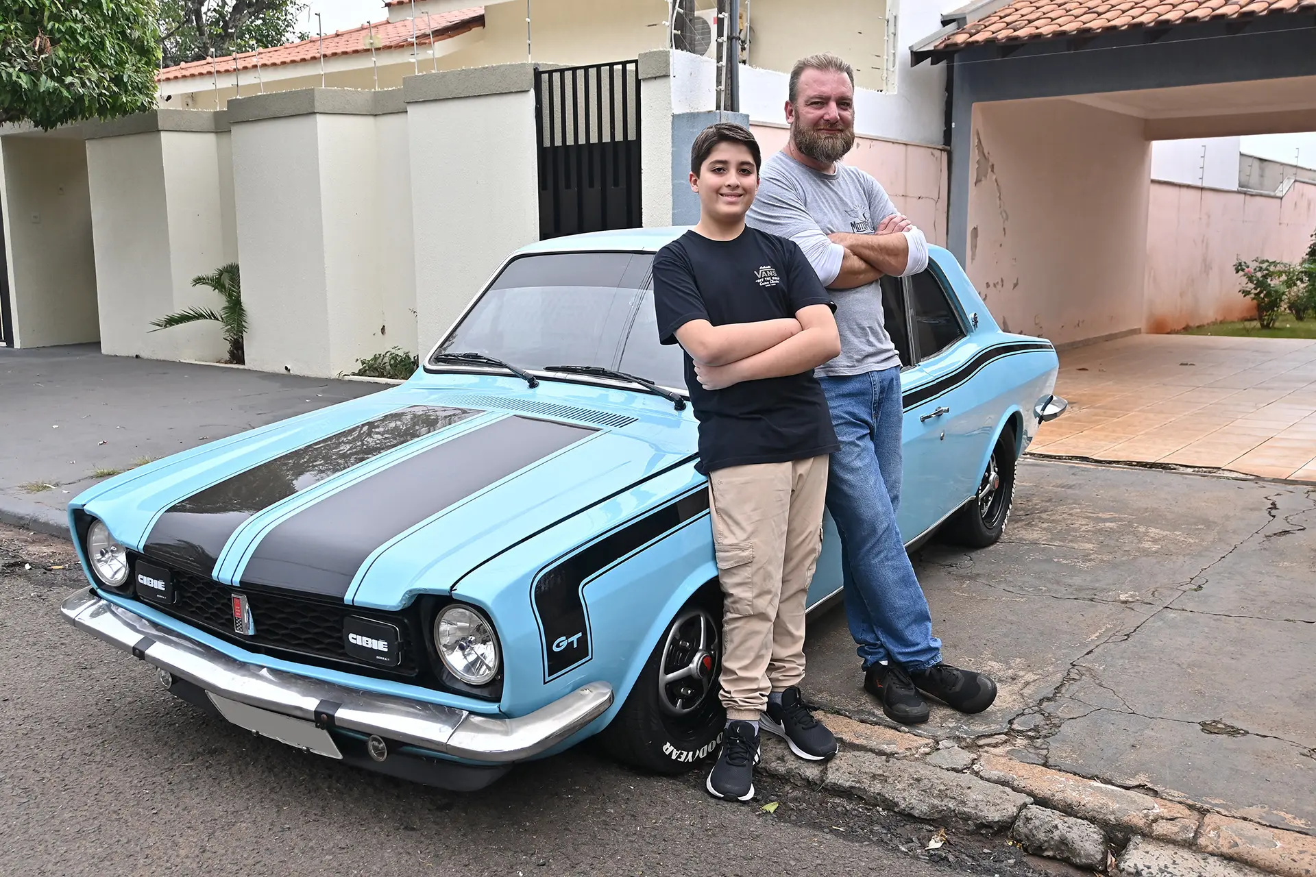 Amor aos carros e ao motociclismo: paixões passadas de pai para filho