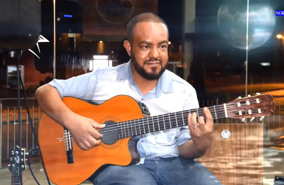 Arnaldo dos Santos, músico e professor de viola e violão, morre aos 49 anos