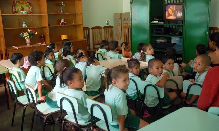 Brasil tem mais de 632 mil crianças em fila de espera por creche –