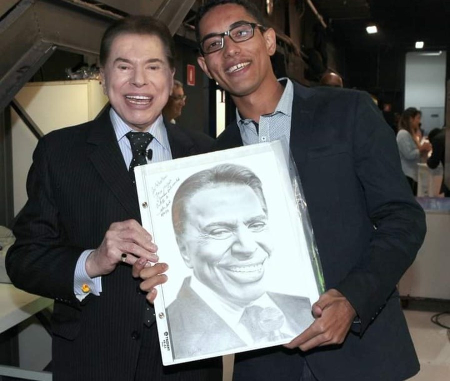 Desenhista de Nova Andradina relembra encontro com Silvio Santos e a