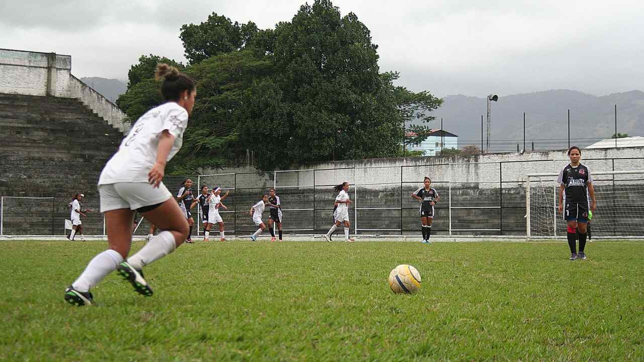 Últimos dias para inscrição na 2ª Copa Campo Grande de Futebol Society Feminino, com prêmio de R$ 20 mil