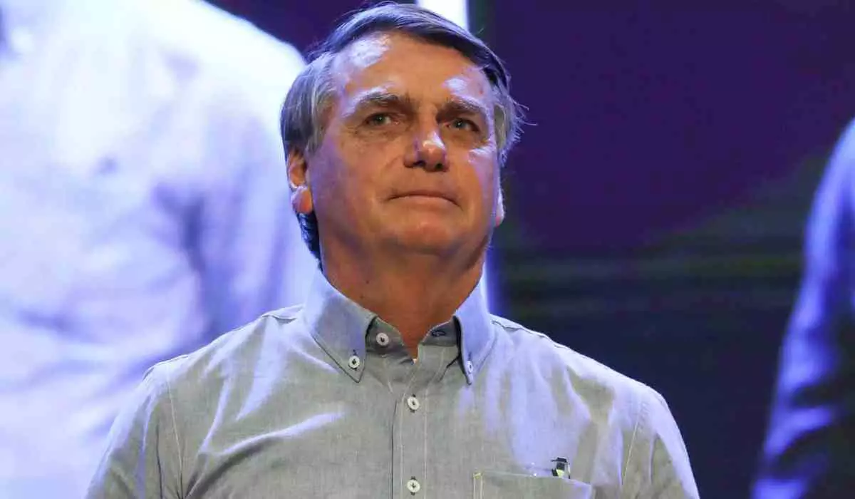 Bolsonaro chora em discurso na paulista e diz que foi eleito por ‘falha no sistema’