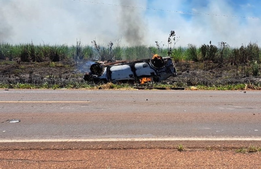 Grave acidente de trânsito é registrado na BR-376, entre Ivinhema e