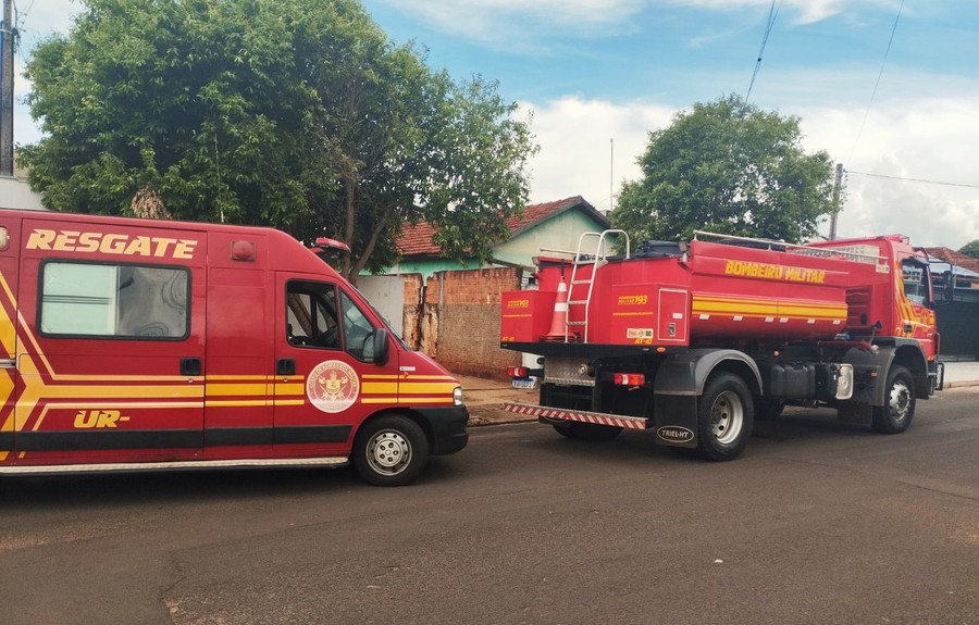 Nova Andradina – Corpo de Bombeiros Militar combate incêndio em