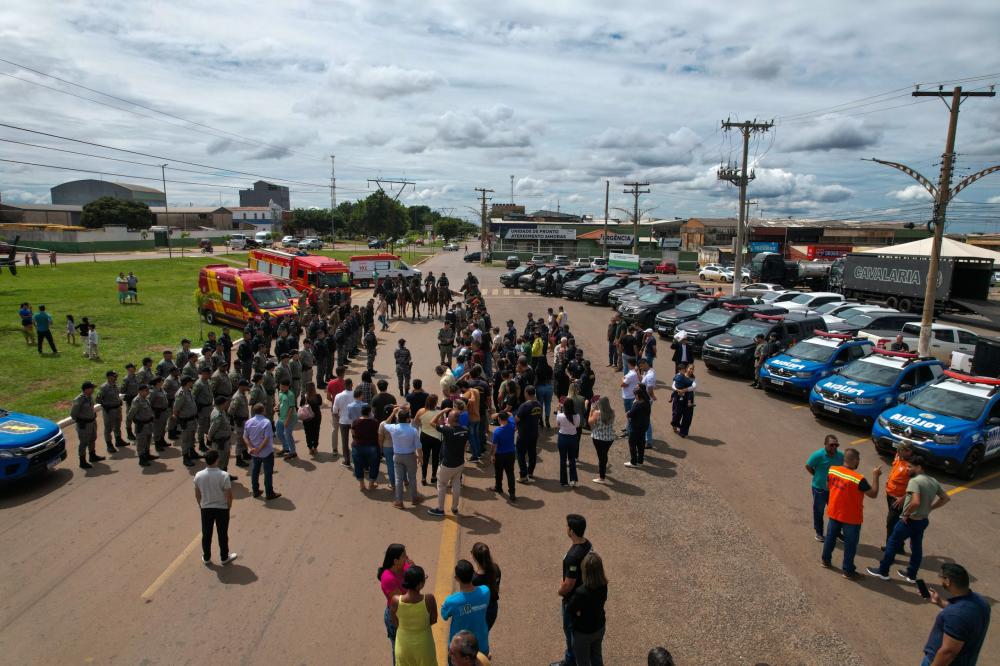 8cff046cb58503493463108eb8cfcfe2-1 GOVERNO DE NOVO GAMA REALIZA OPERAÇÃO CARNAVAL SEGURO EM FRENTE À RODOVIÁRIA